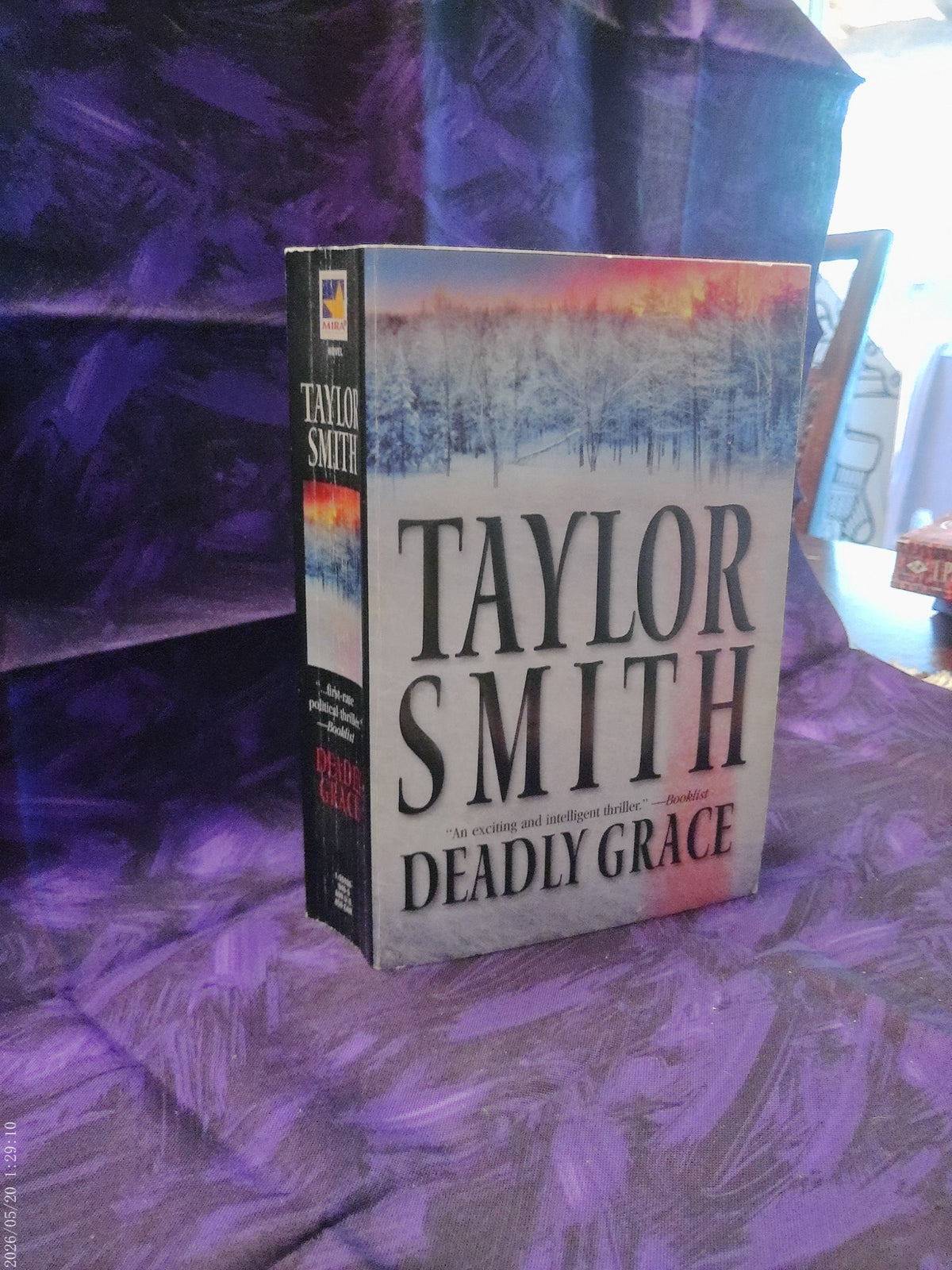 Deadly Grace by Taylor Smith — spine